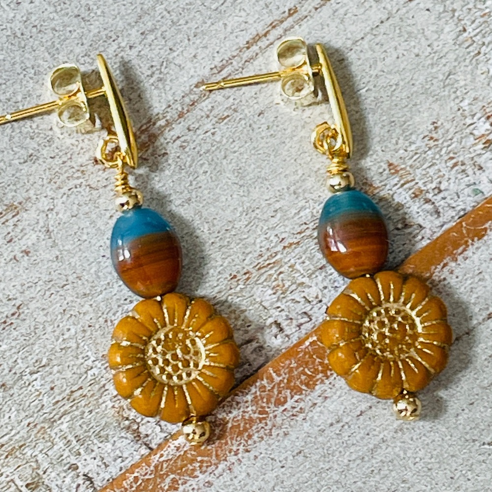 NEW Sunflower Pumpkin colored Earrings